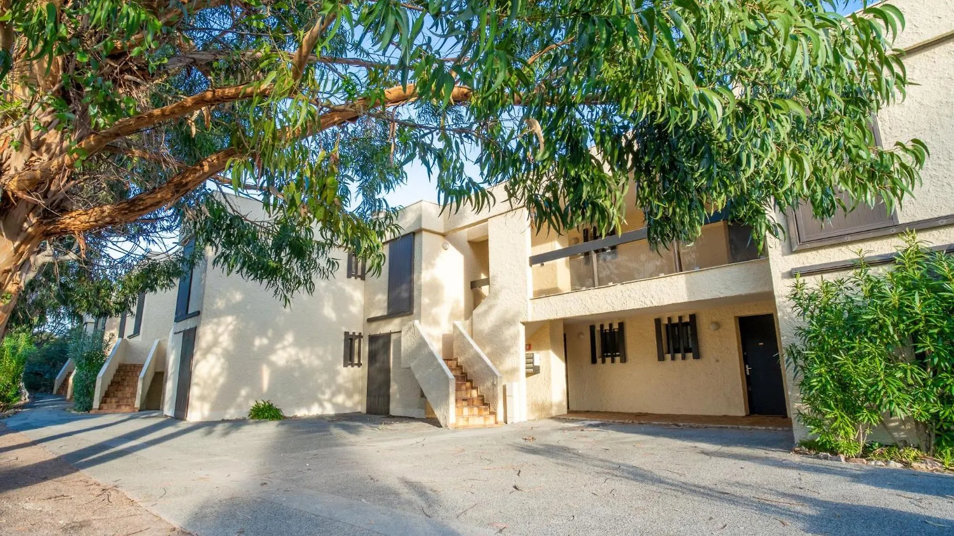 Apartment Studio Les Louvans-3 By Interhome Saint Aygulf France