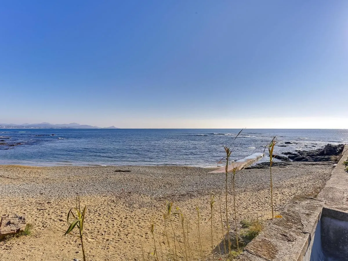 Apartament Studio Les Louvans-3 By Interhome Saint Aygulf