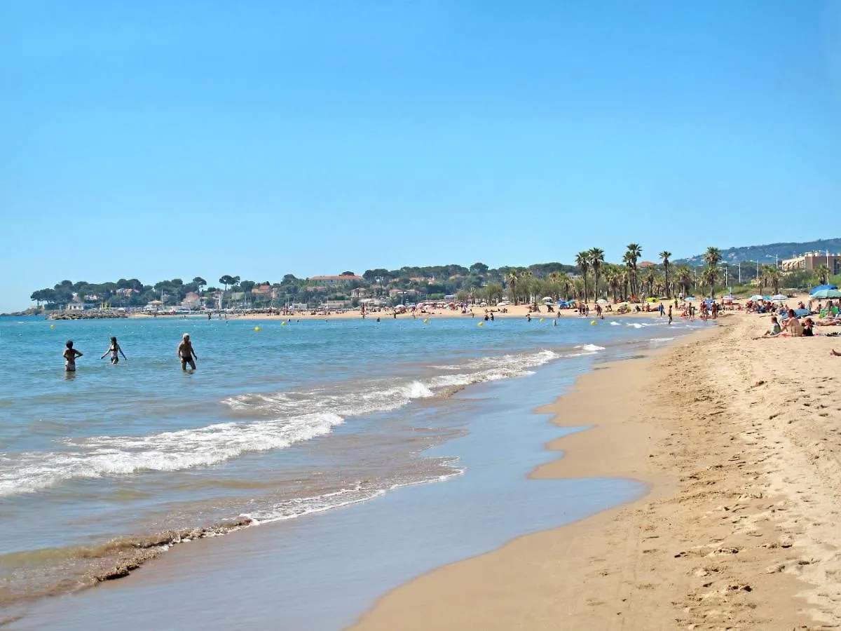 Apartament Studio Les Louvans-3 By Interhome Saint Aygulf