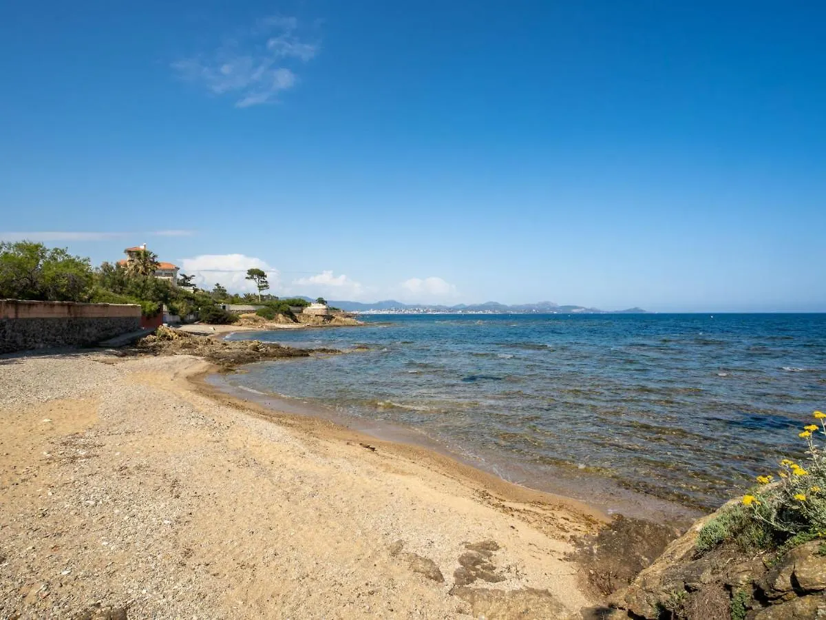 Apartament Studio Les Louvans-3 By Interhome Saint Aygulf