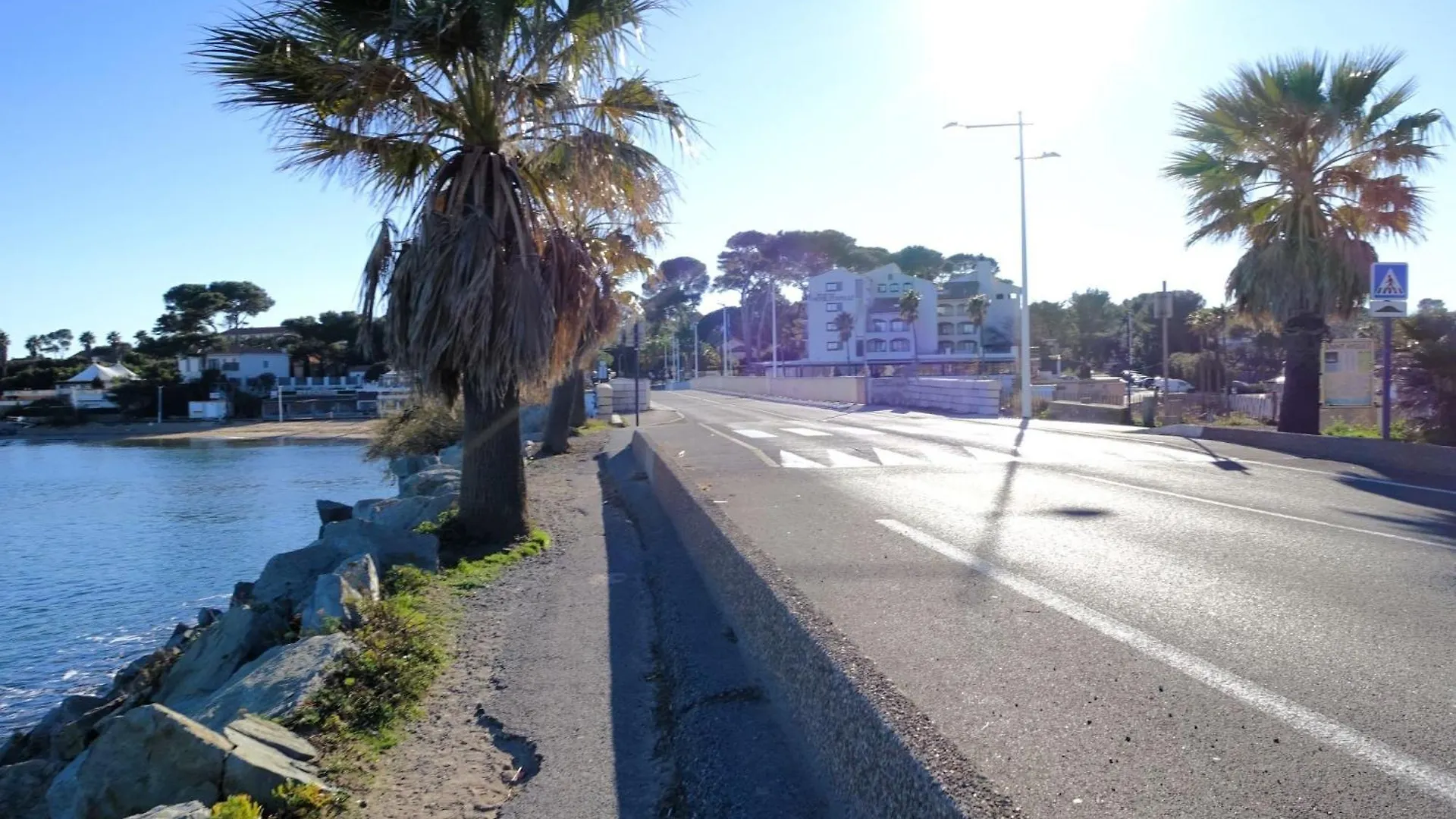 Apartament Studio Les Louvans-3 By Interhome Saint Aygulf